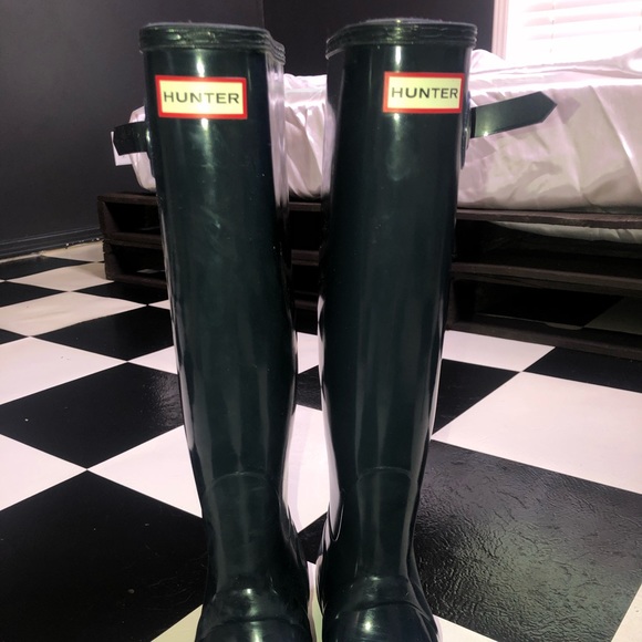 Authentic Navy Blue Hunter boots - Picture 3 of 7